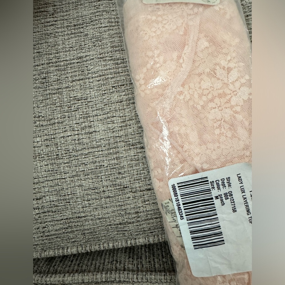 🎉LAST PIECE🎉FREE PEOPLE Lady Lux Layering Top Pink Tint - Picture 8 of 8